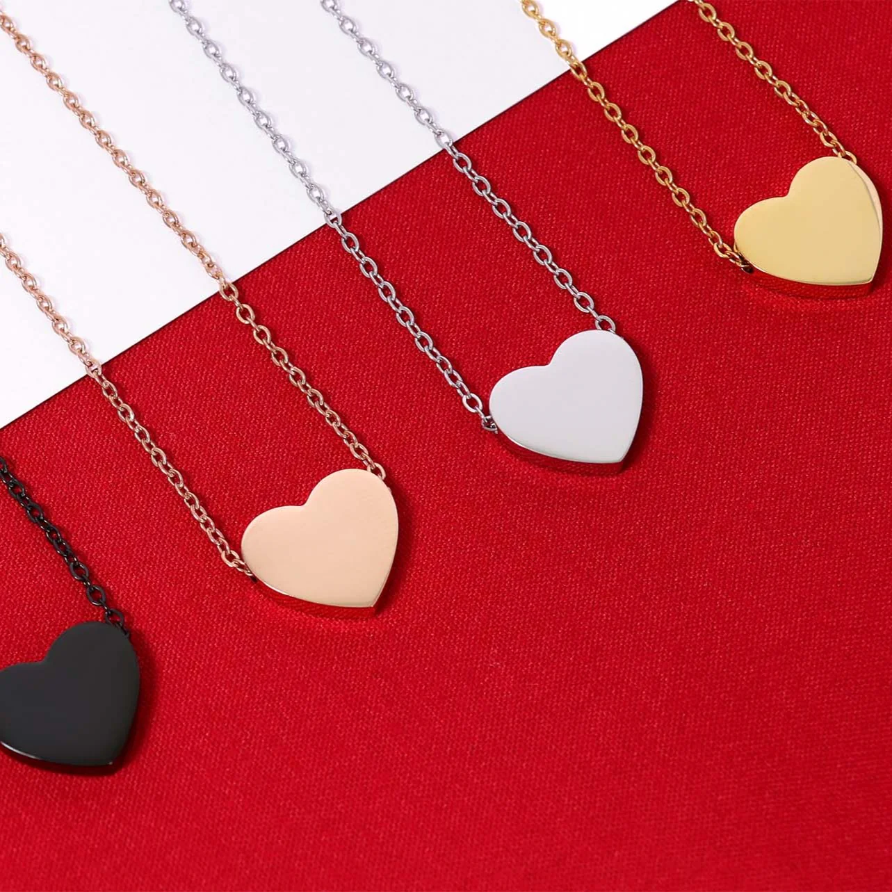 heartnecklacessquare